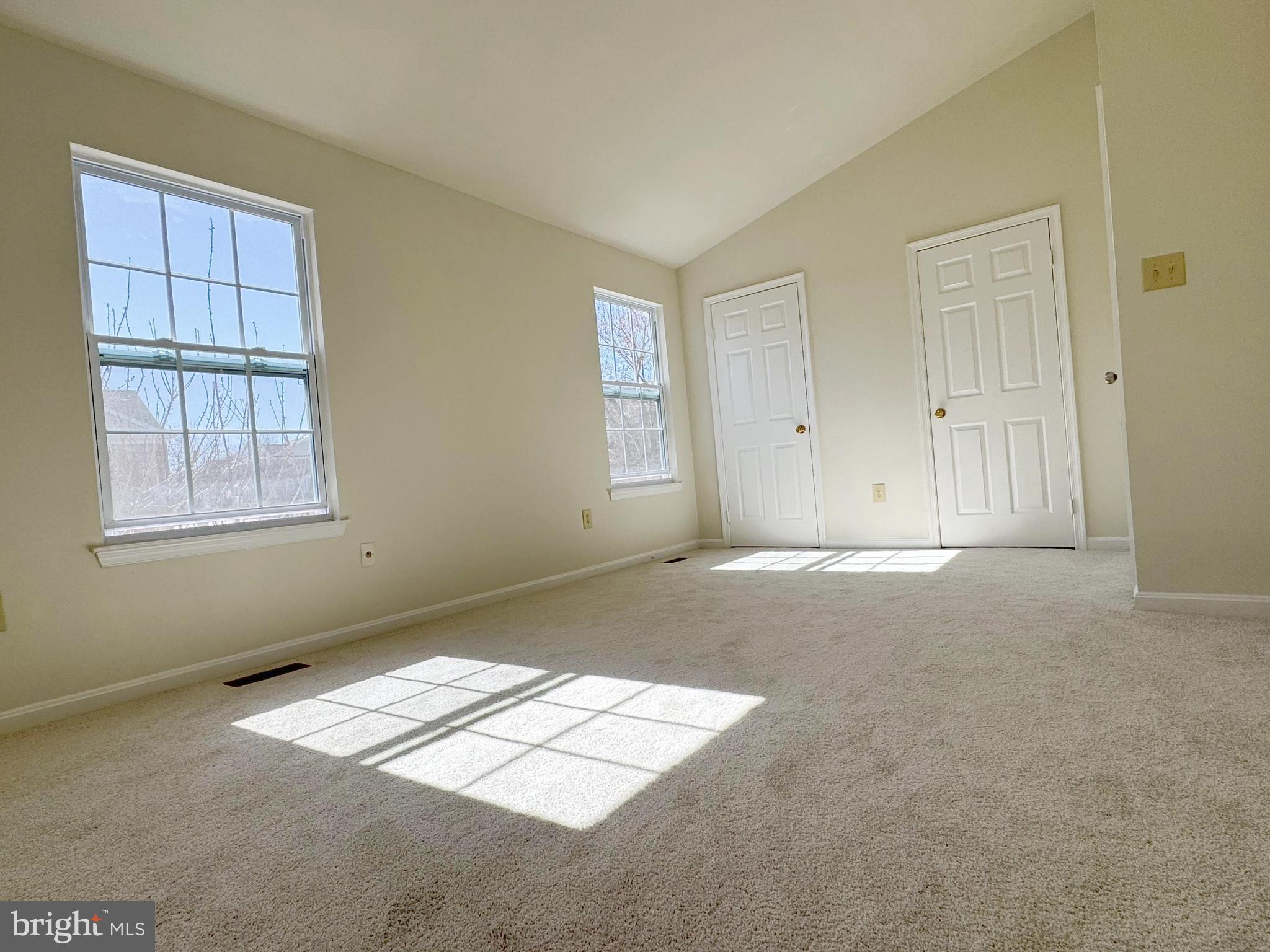 GUNSTON SQUARE - Residential