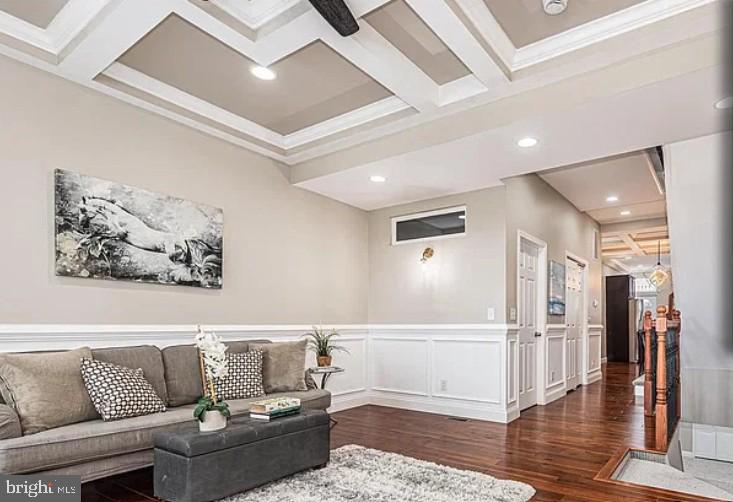 1068 W FAYETTE STREET
