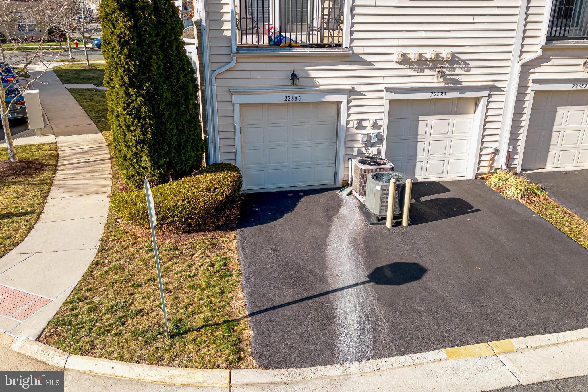 RESIDENCES AT BRAMBLETON - Residential