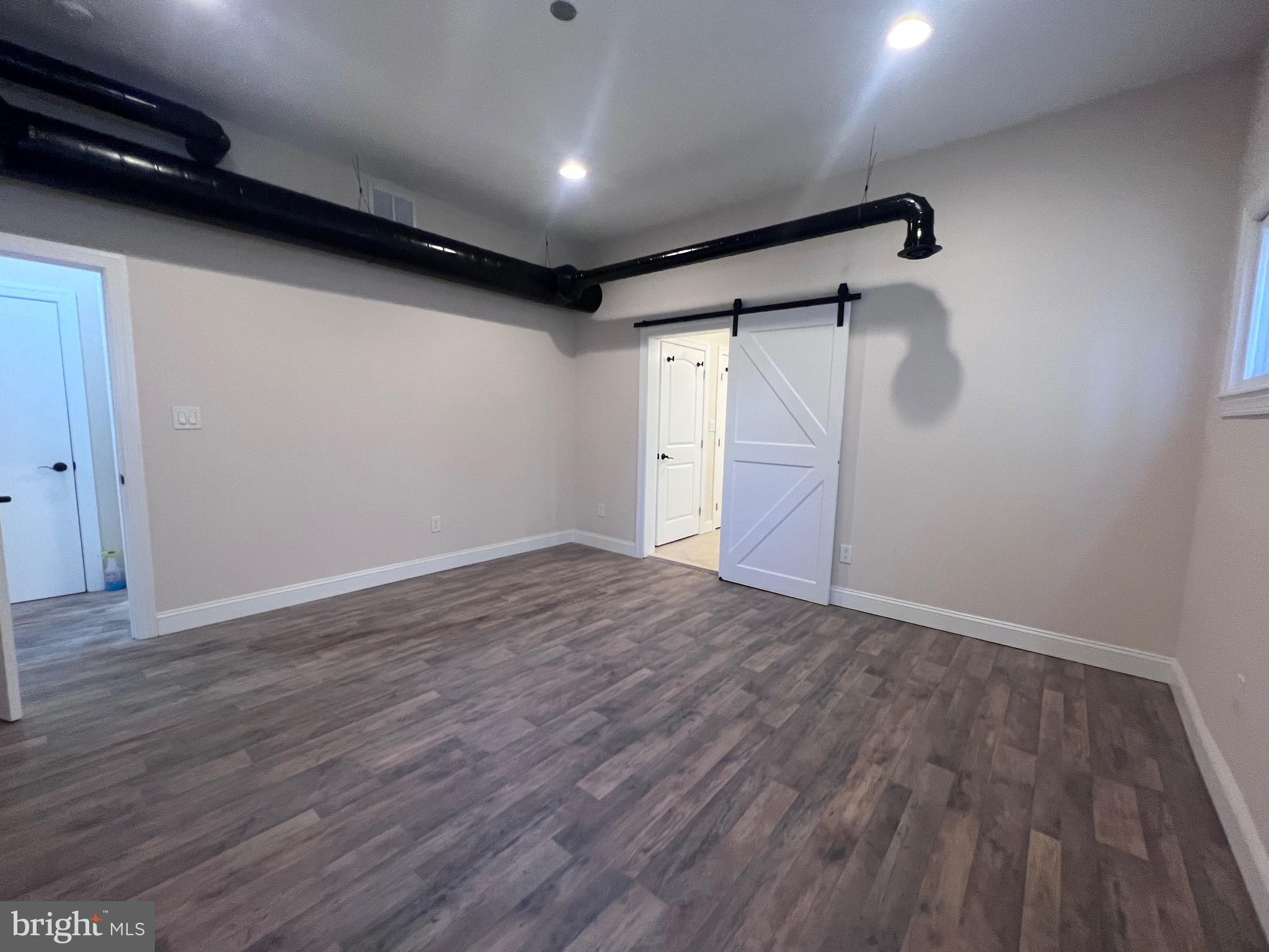 BRISTOL - Residential Lease