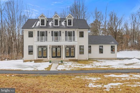 Homes For Sale - 86 Hinsons Ford Road<br/> Rappahannock County, AMISSVILLE, VA 20106