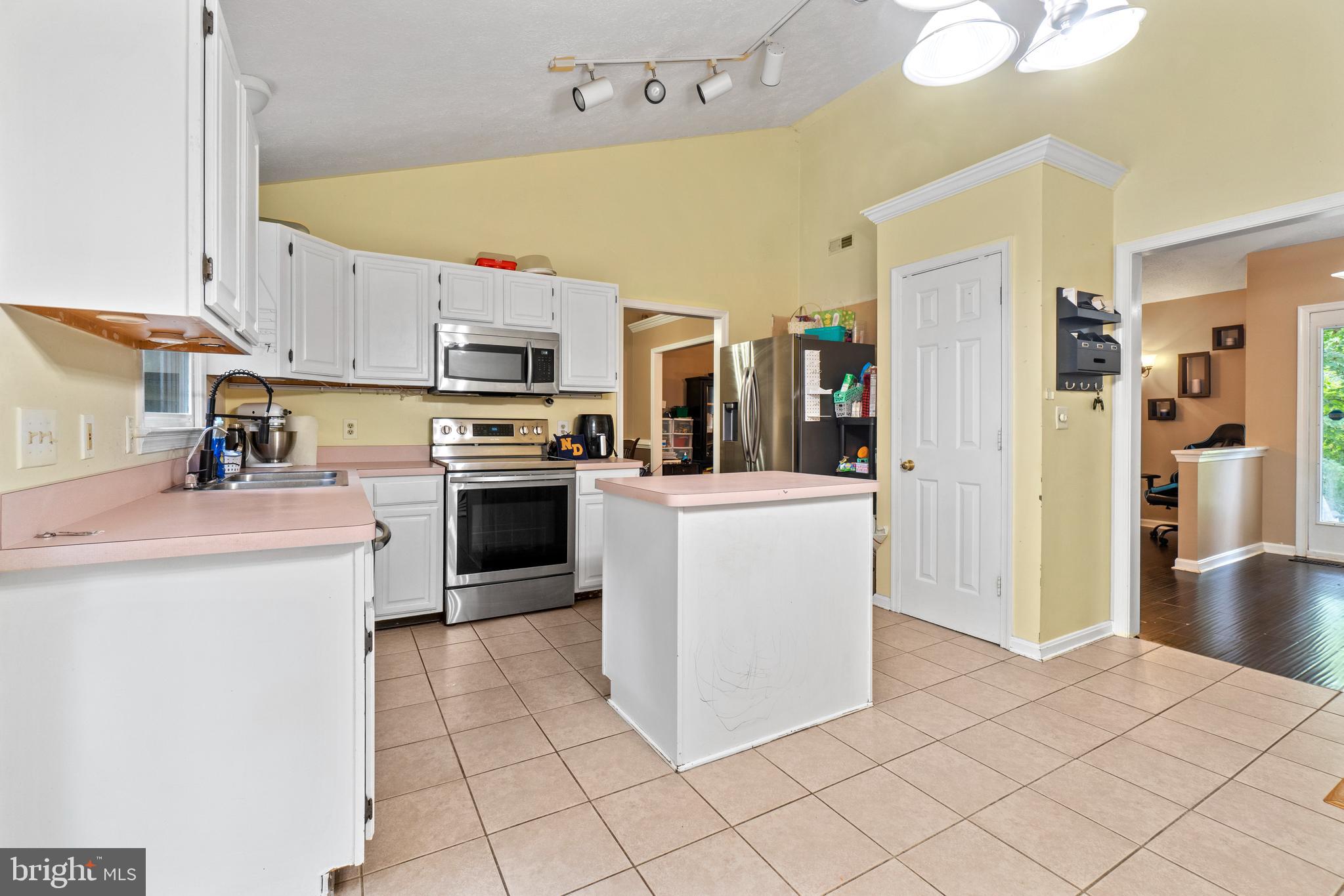 AQUIA HARBOUR - Residential