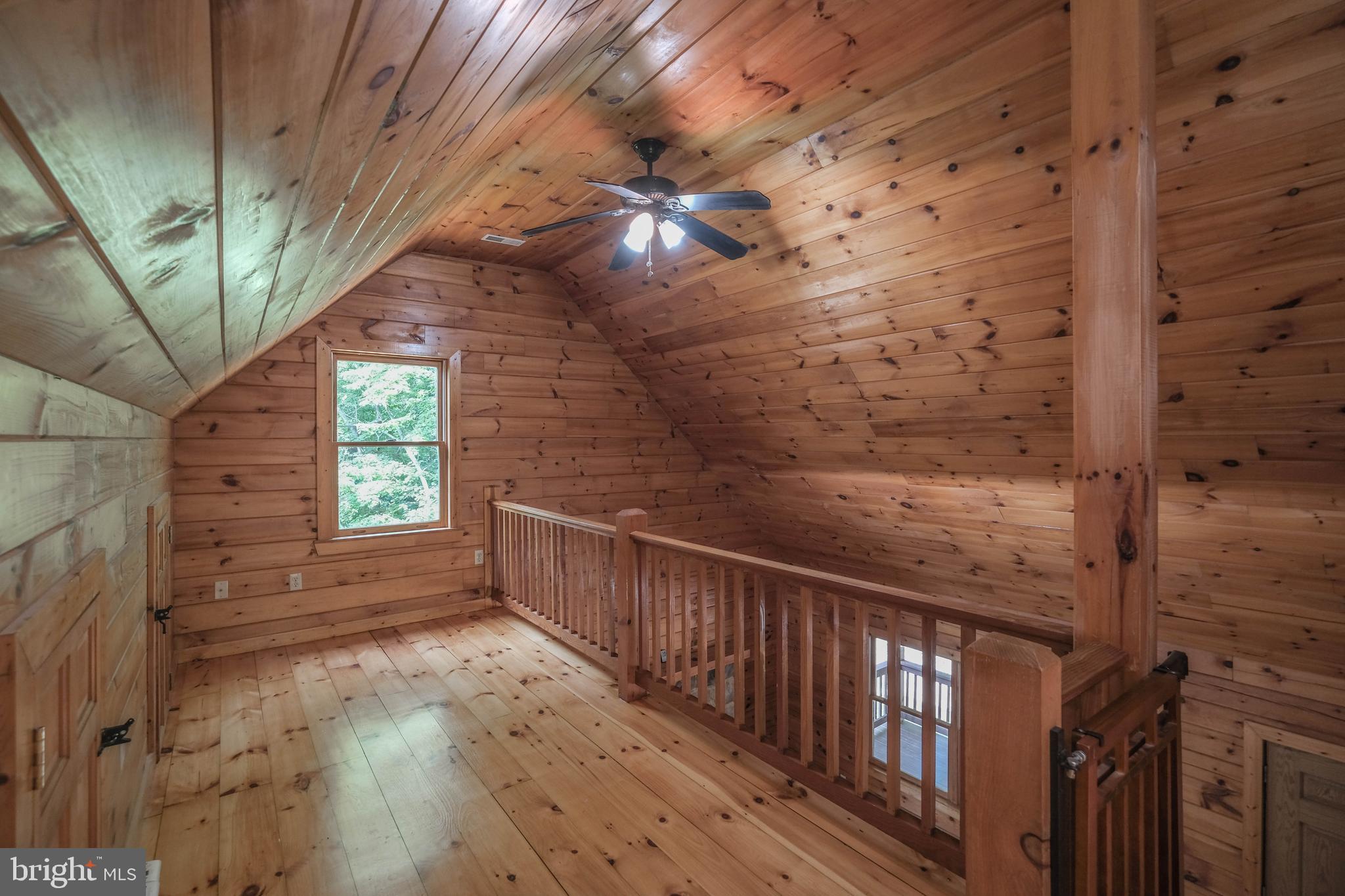 HIGH KNOB - Residential