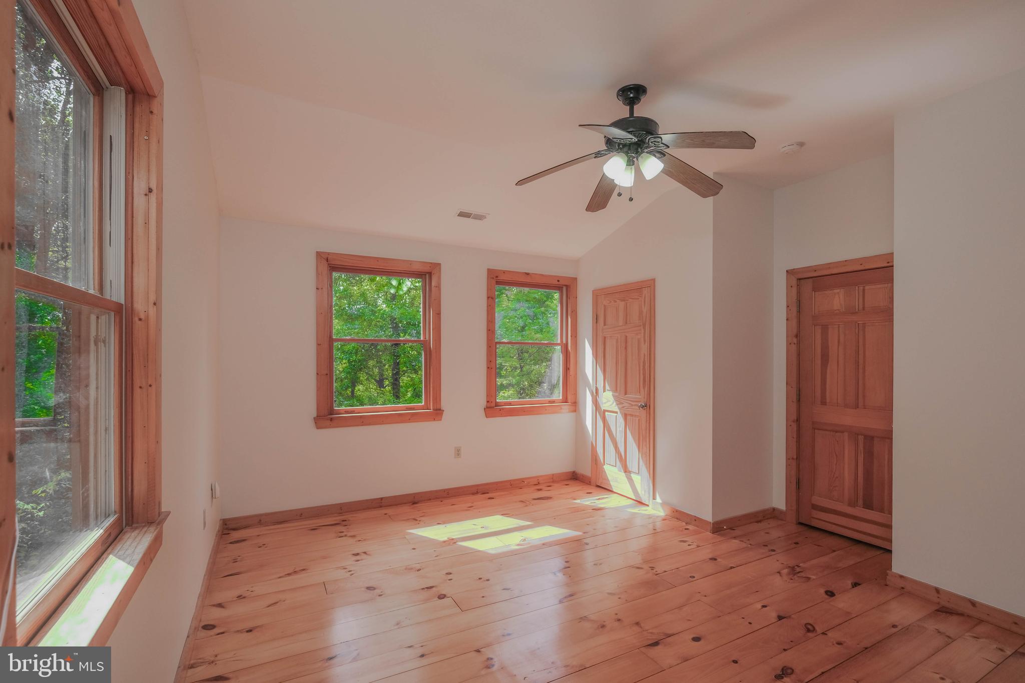 HIGH KNOB - Residential