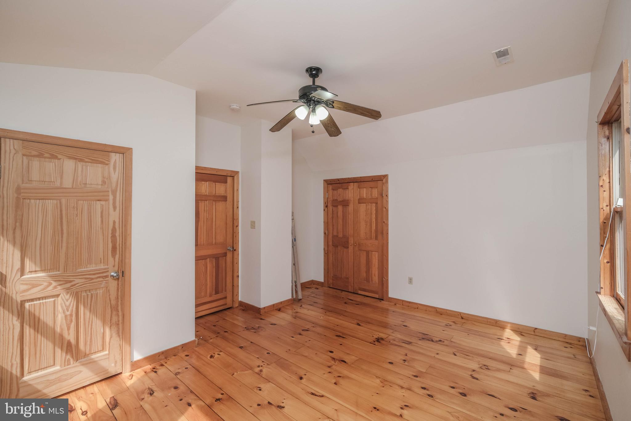 HIGH KNOB - Residential