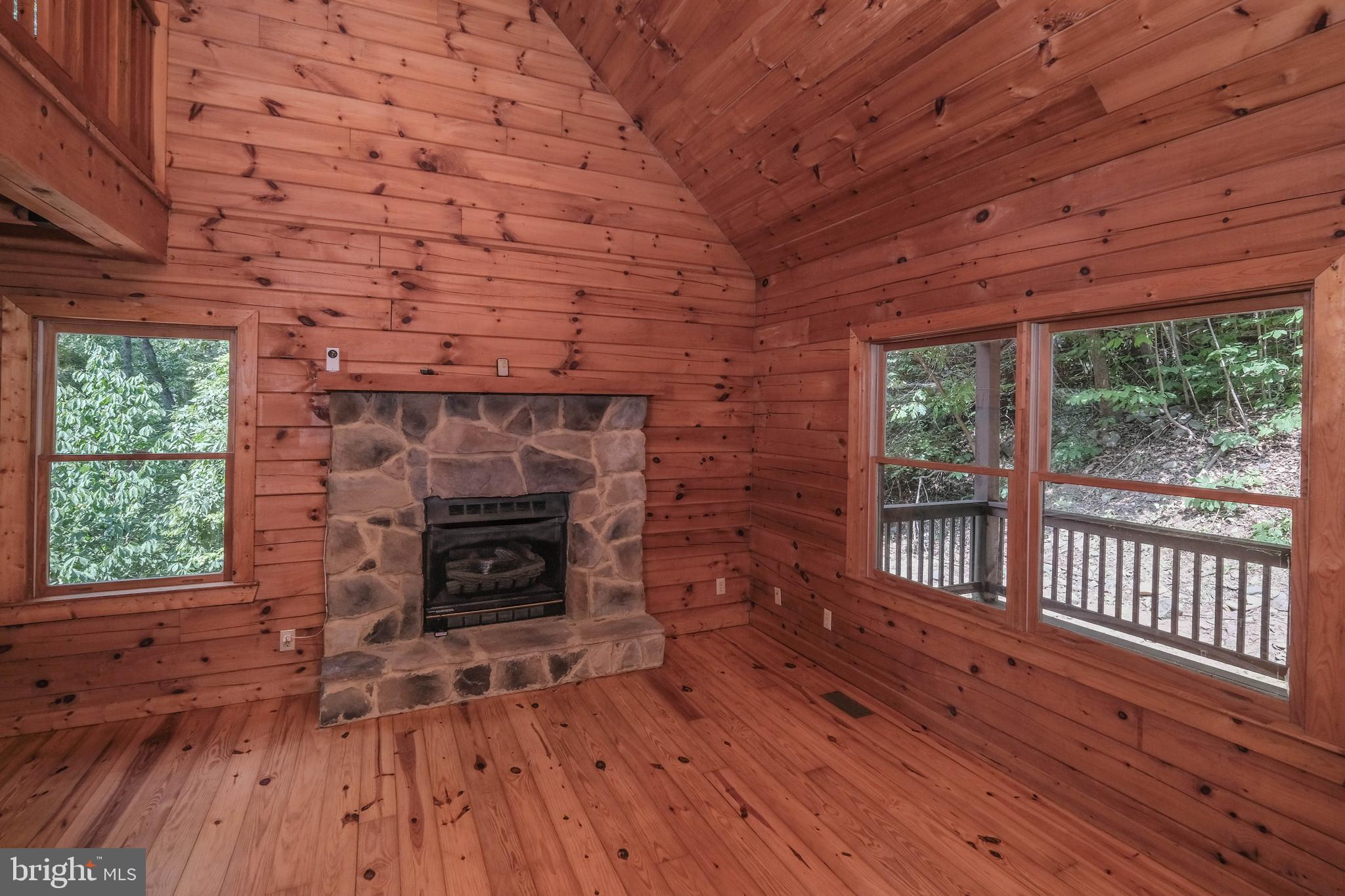 HIGH KNOB - Residential