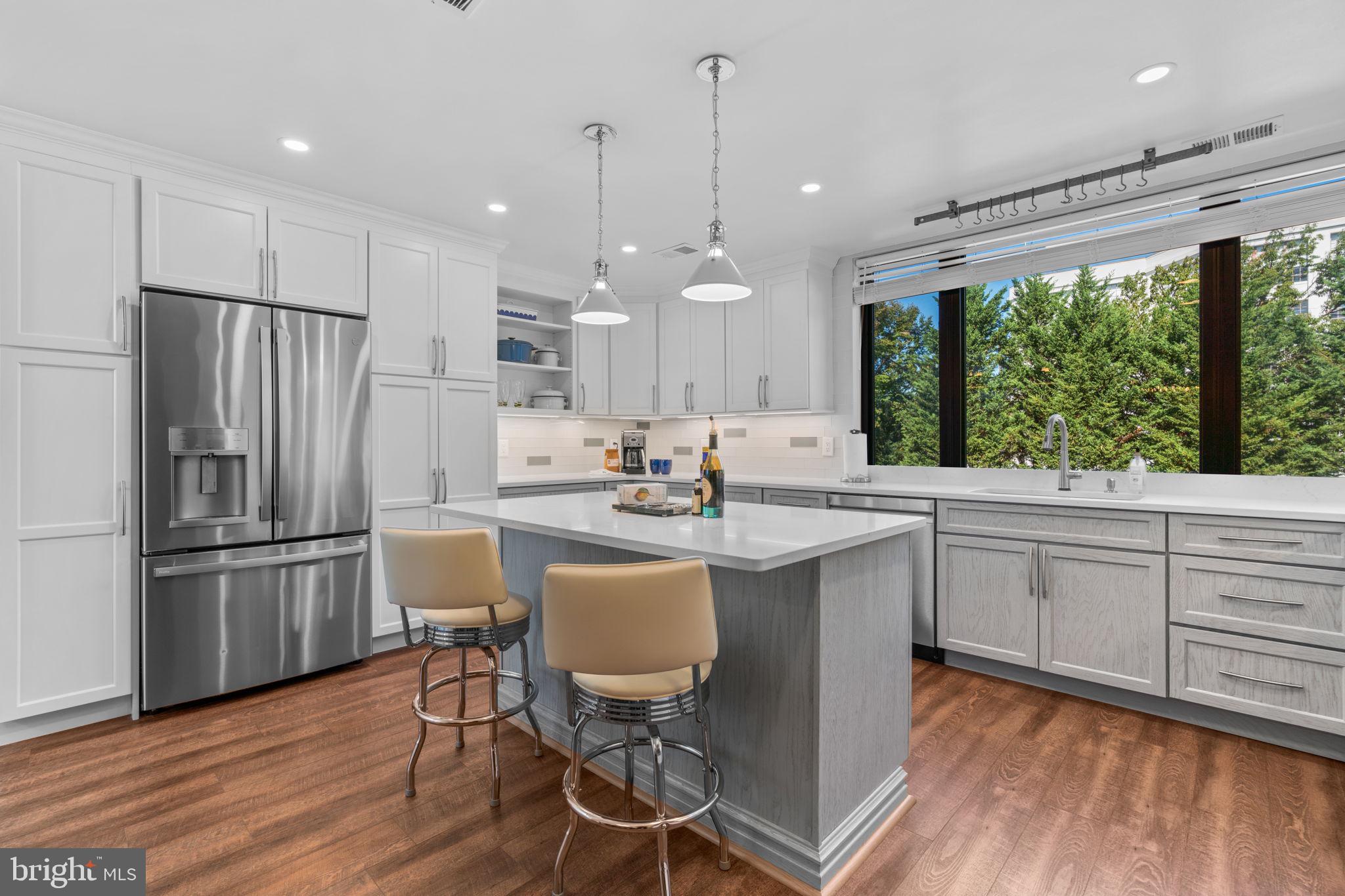 THE ANCHORAGE - Residential