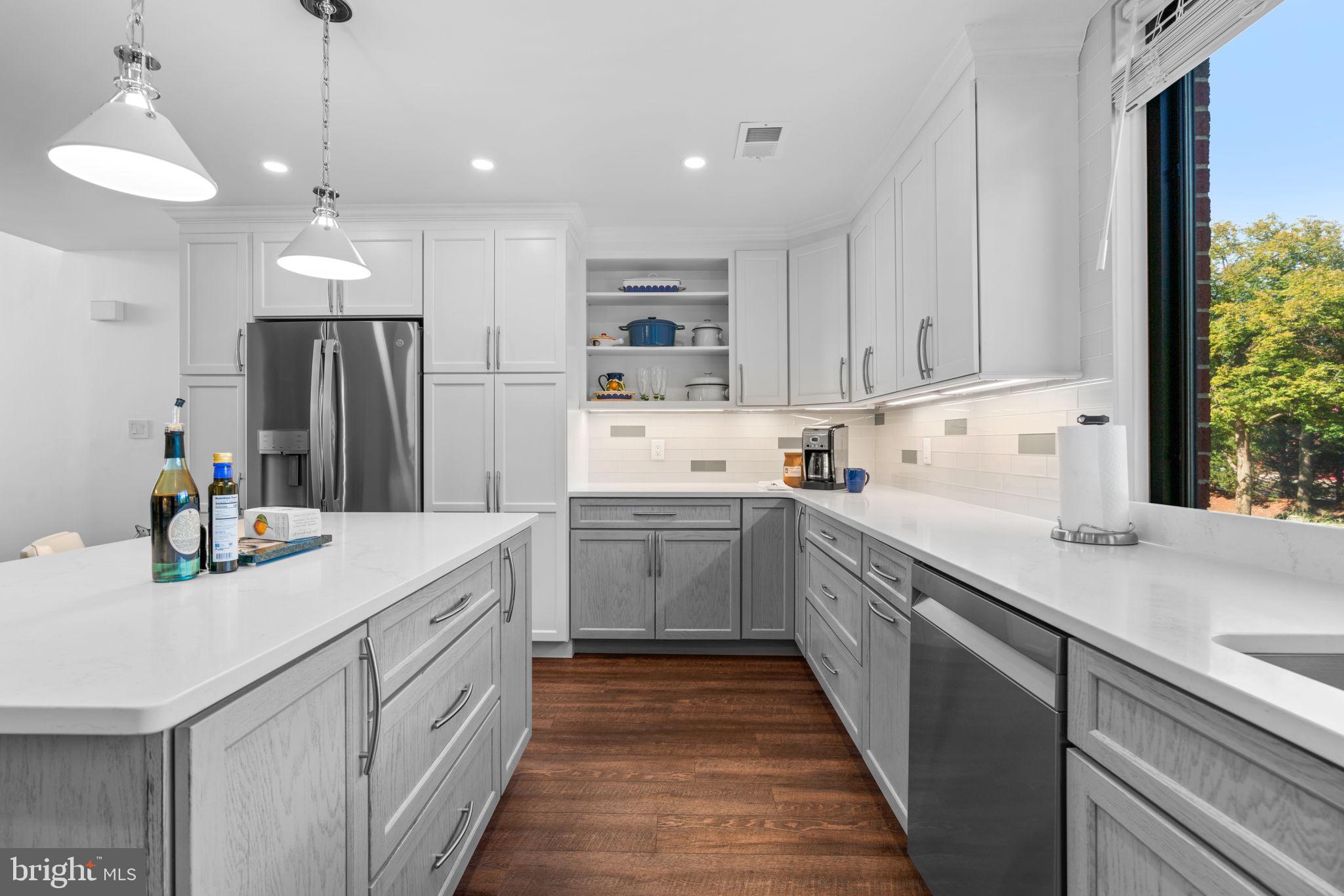 THE ANCHORAGE - Residential