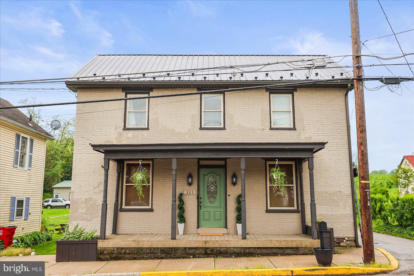 225 MAIN STREET