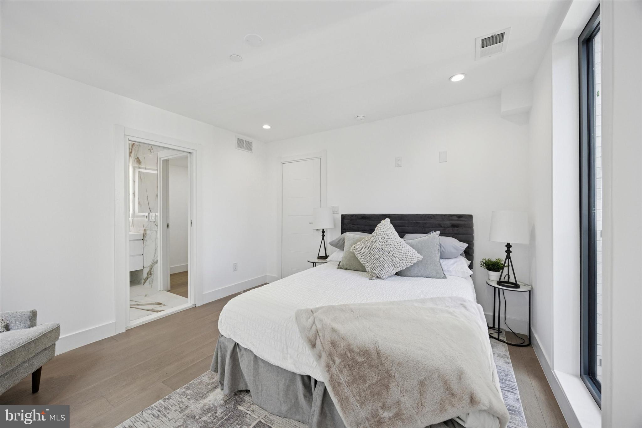 PACKER PARK - Residential