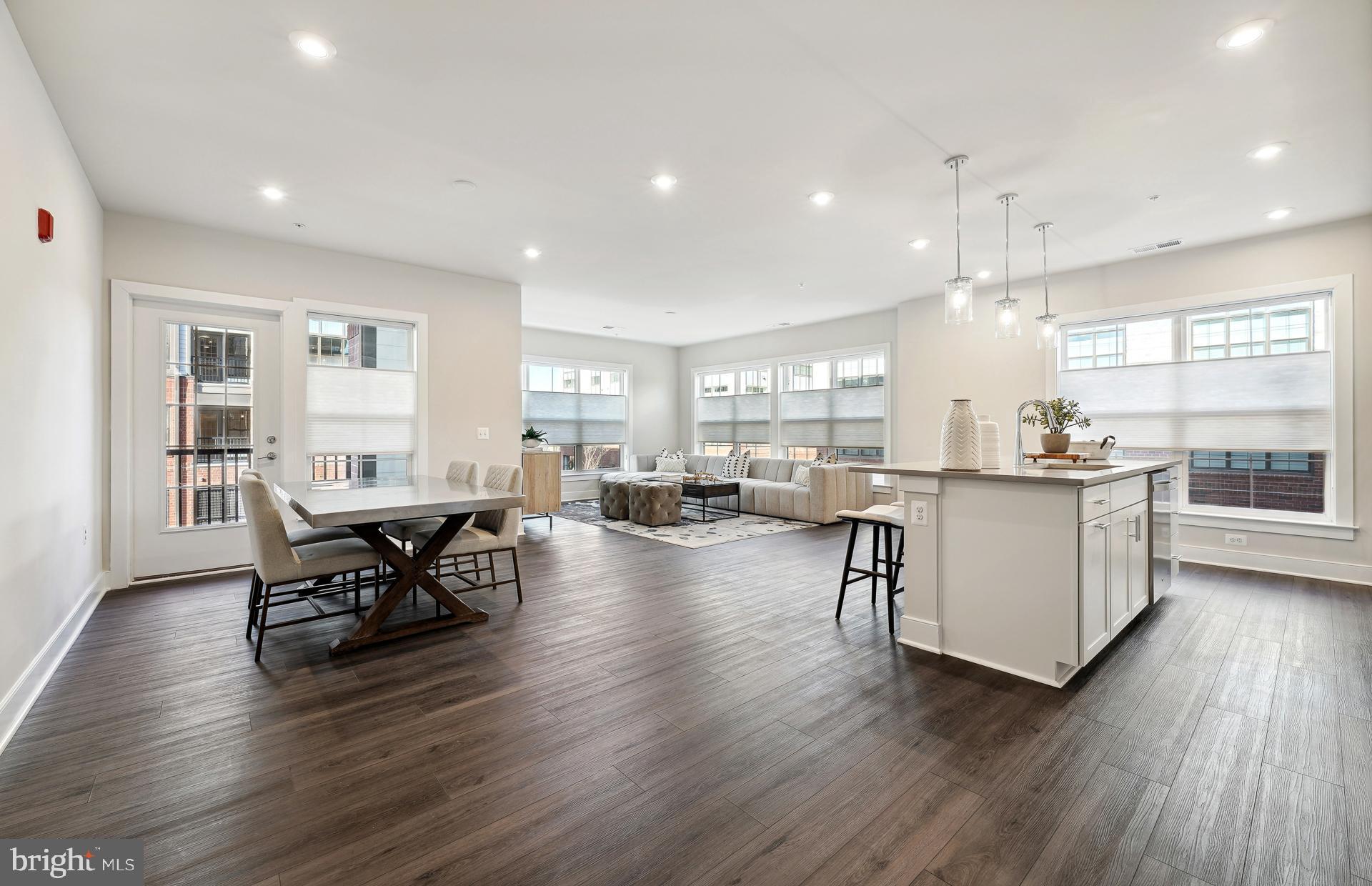 THE FLATS AT NATIONAL HARBOR - Residential