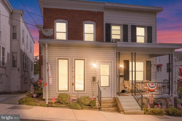 27 APPLE ST, BOYERTOWN, PA 19512 - Image 084138008367f2f9a6fa4a0f5d5ab935/1129328050