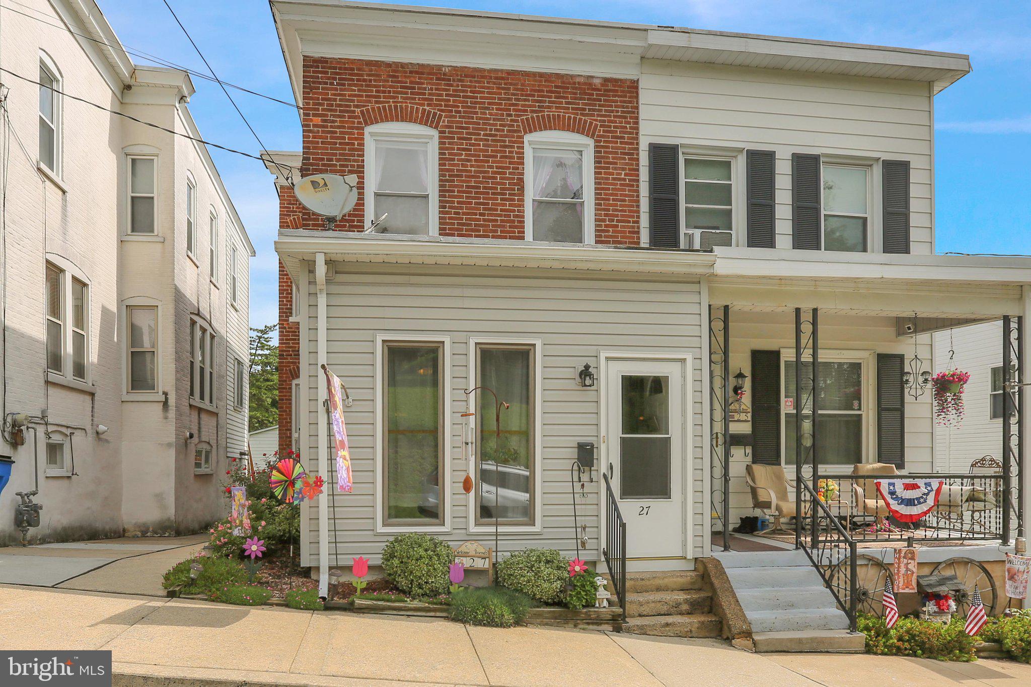 27 APPLE STREET