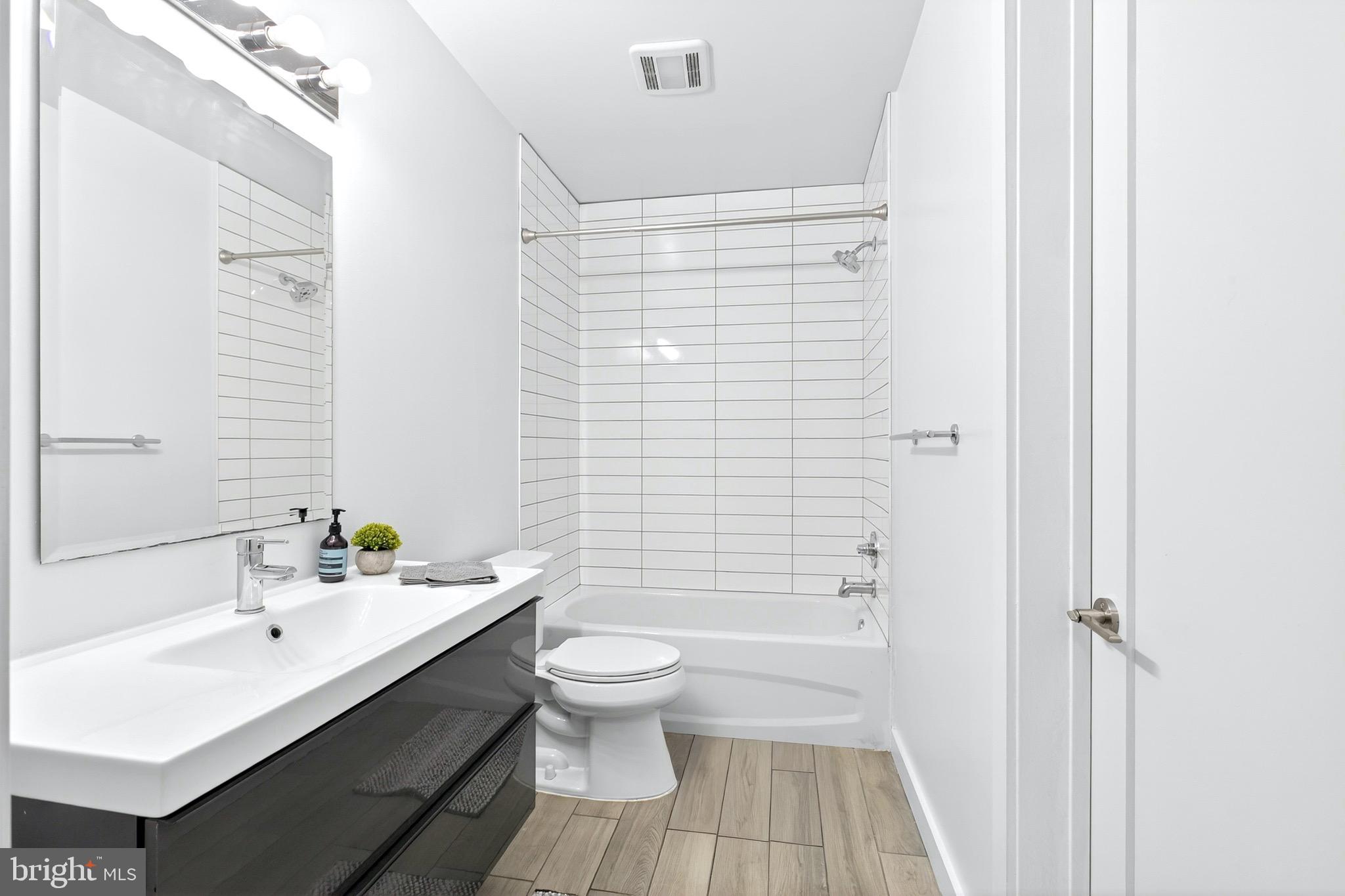 DOWNTOWN SILVER SPRING - Residential