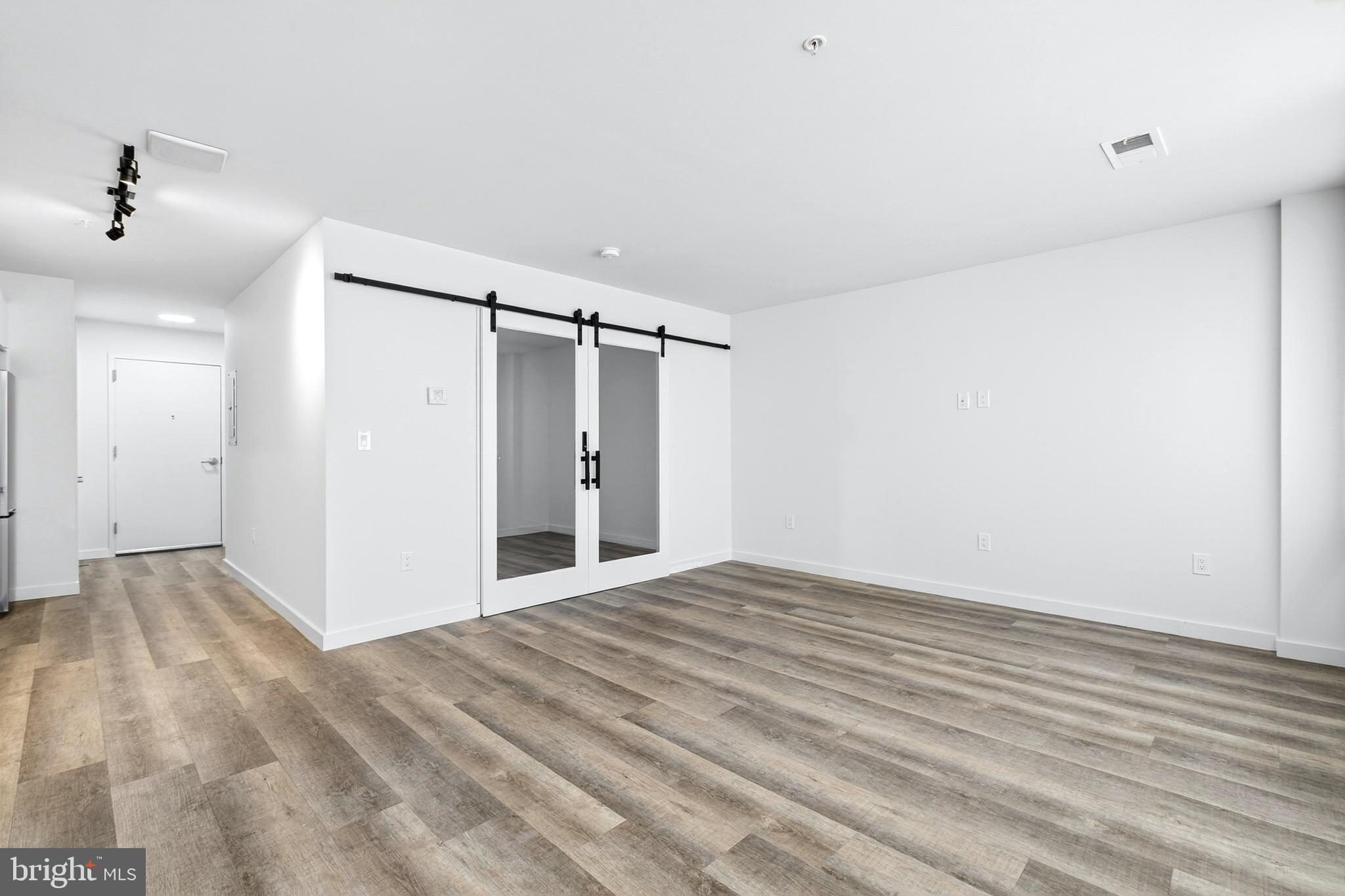 DOWNTOWN SILVER SPRING - Residential