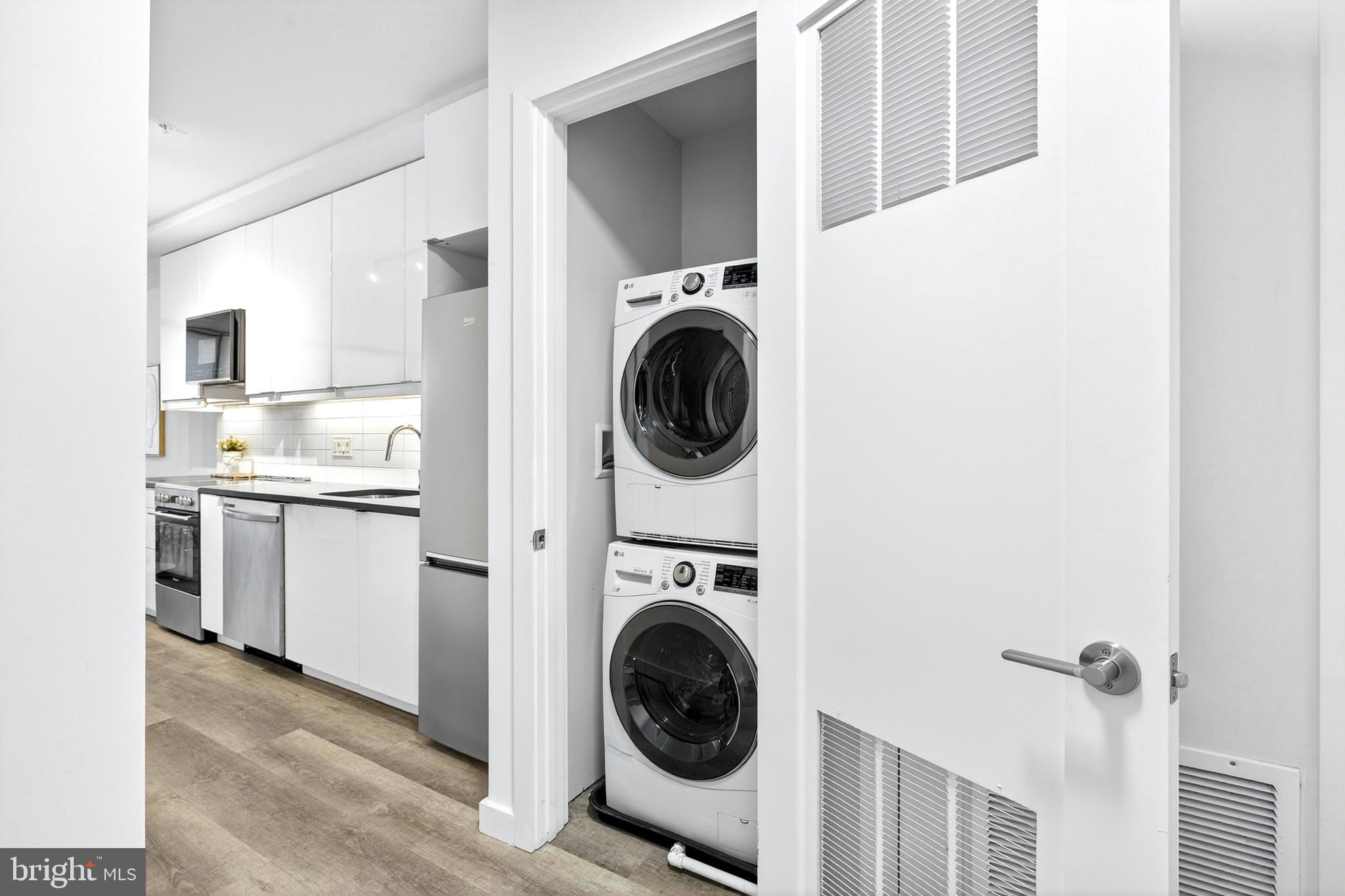 DOWNTOWN SILVER SPRING - Residential
