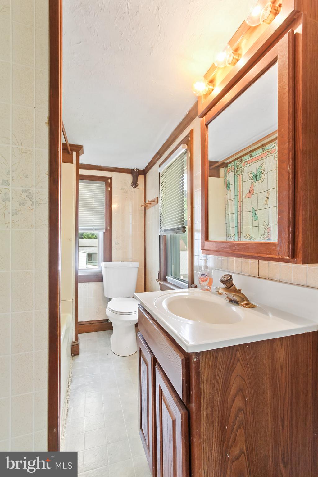 GLEN ROCK - Residential