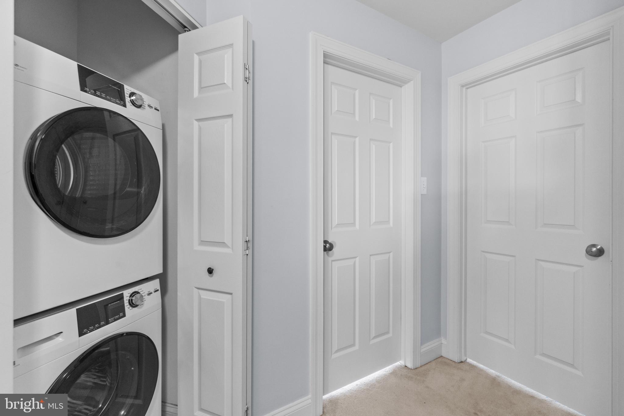 ROLAND GATE - Residential