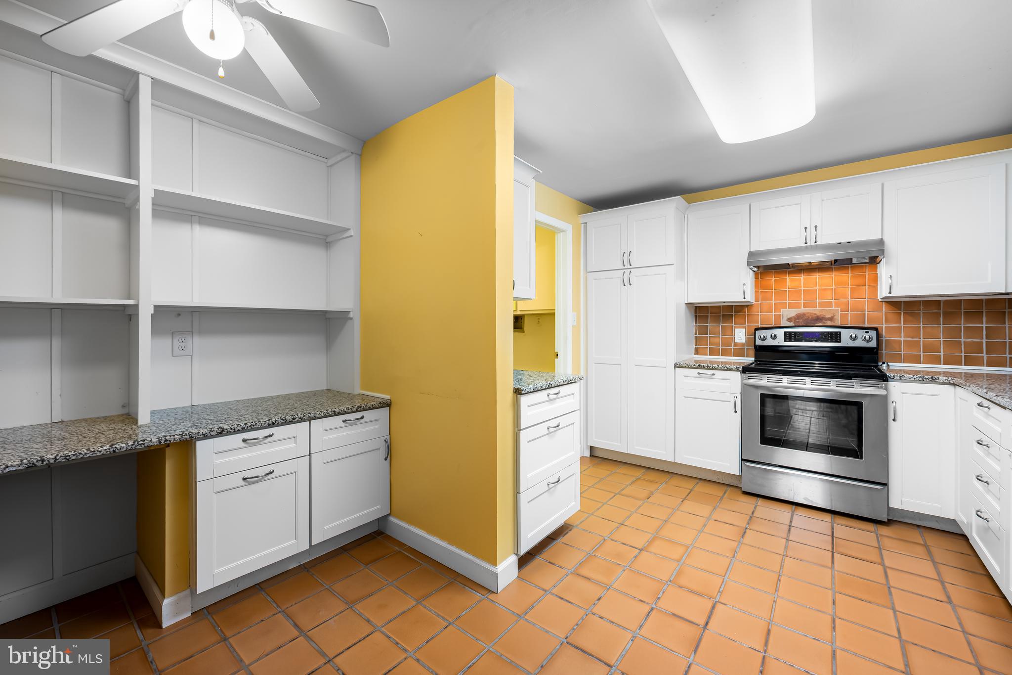 PIKESVILLE - Residential