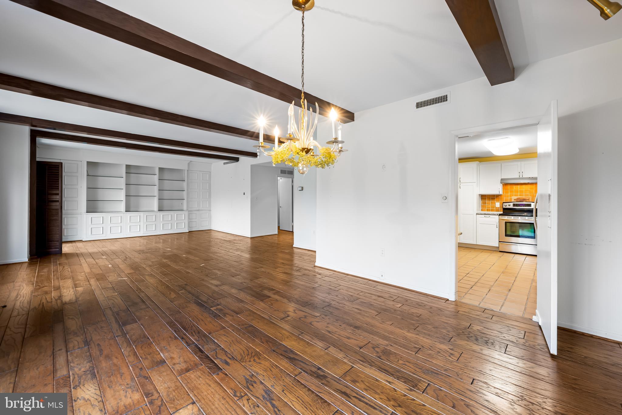 PIKESVILLE - Residential