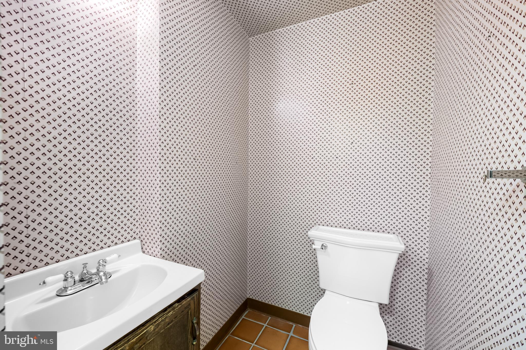 PIKESVILLE - Residential