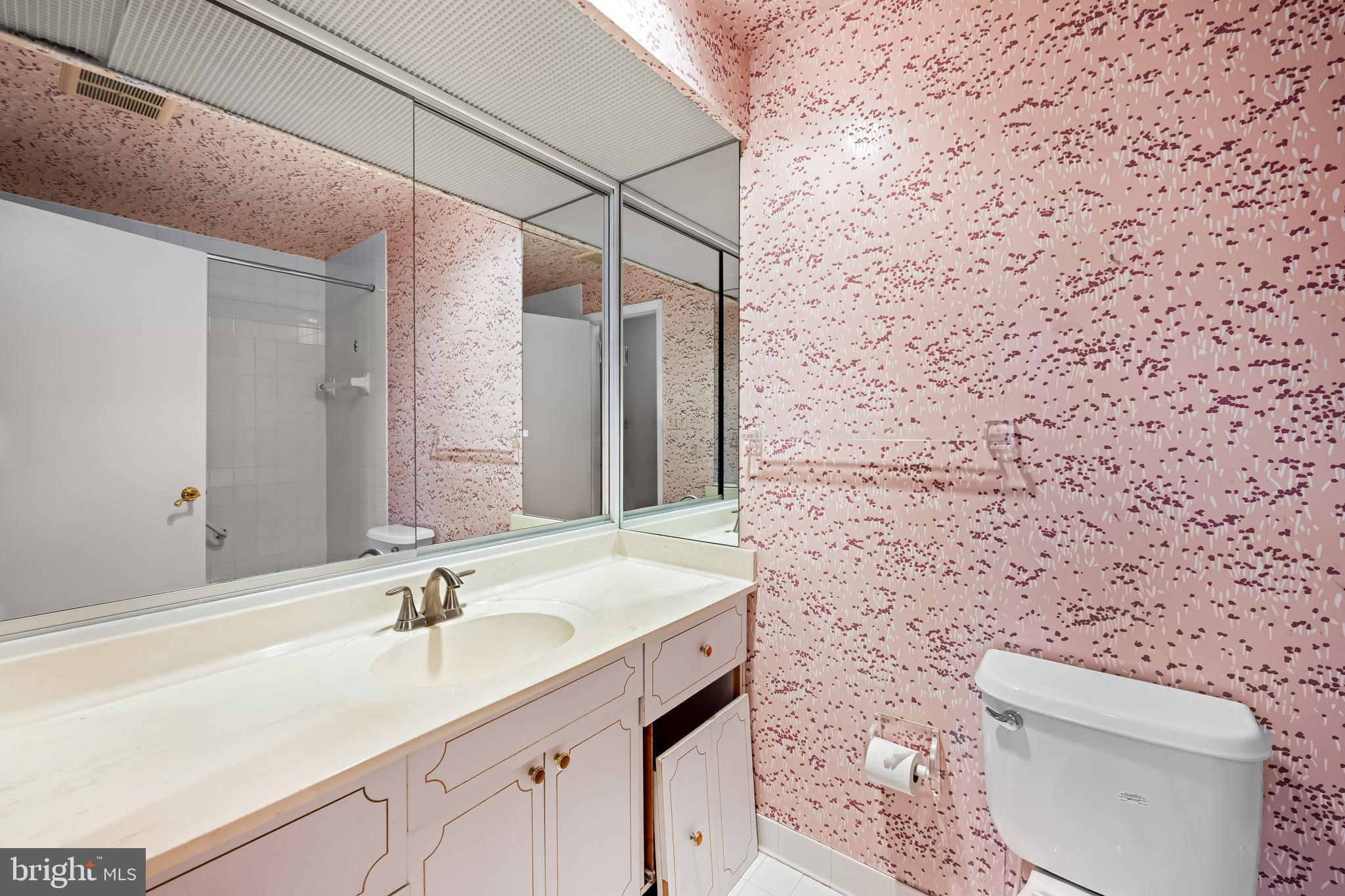 PIKESVILLE - Residential