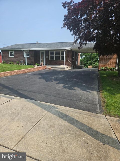 Photo of 438 Maple Street, COLUMBIA, PA 17512 (MLS # PALA2071310)