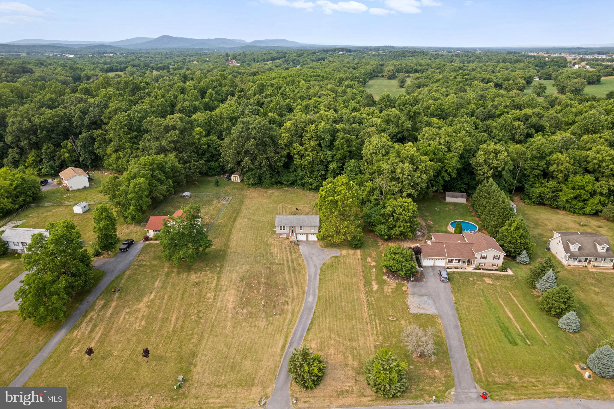 CROWN POINTE NORTH - Residential