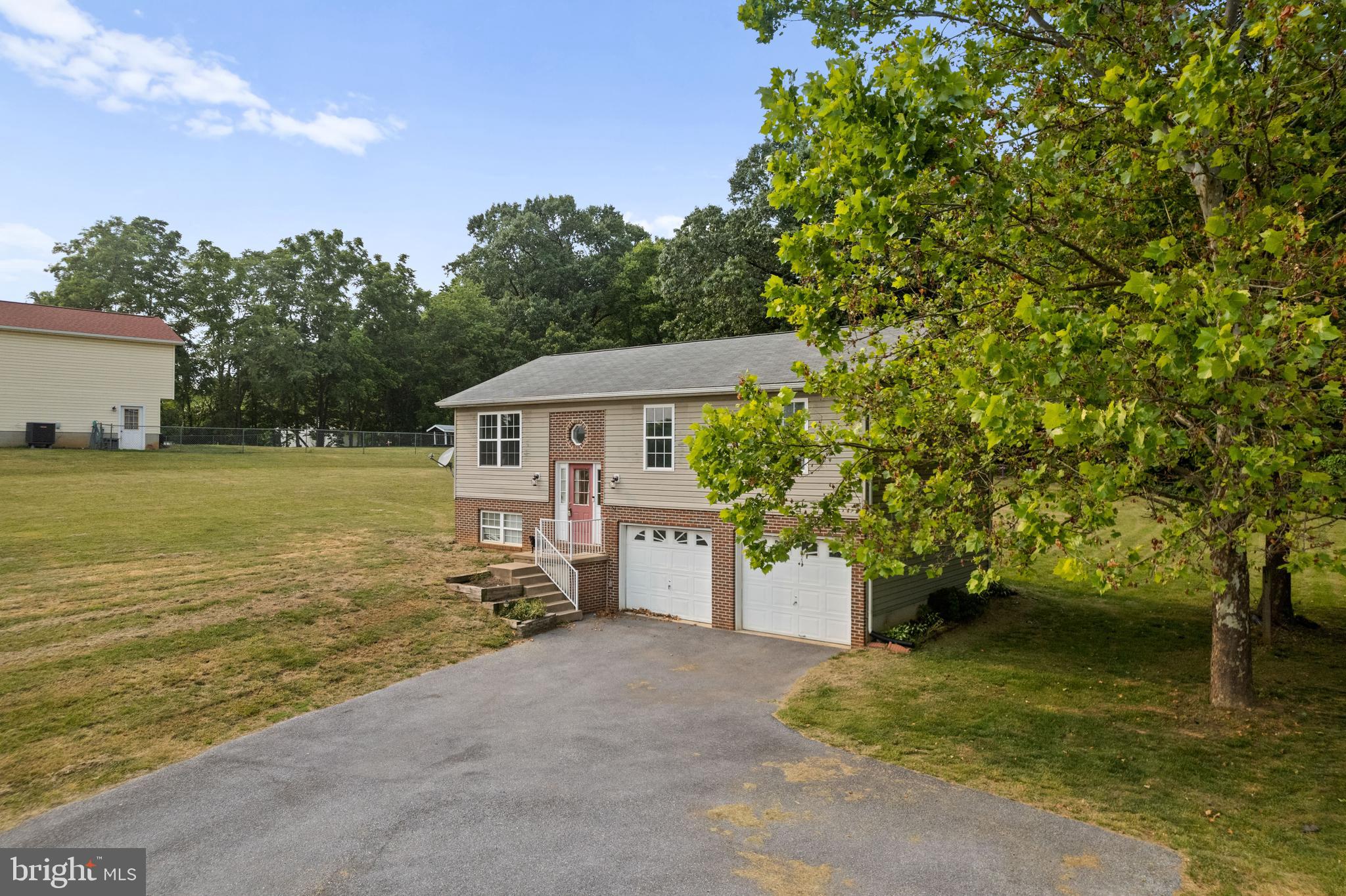 CROWN POINTE NORTH - Residential