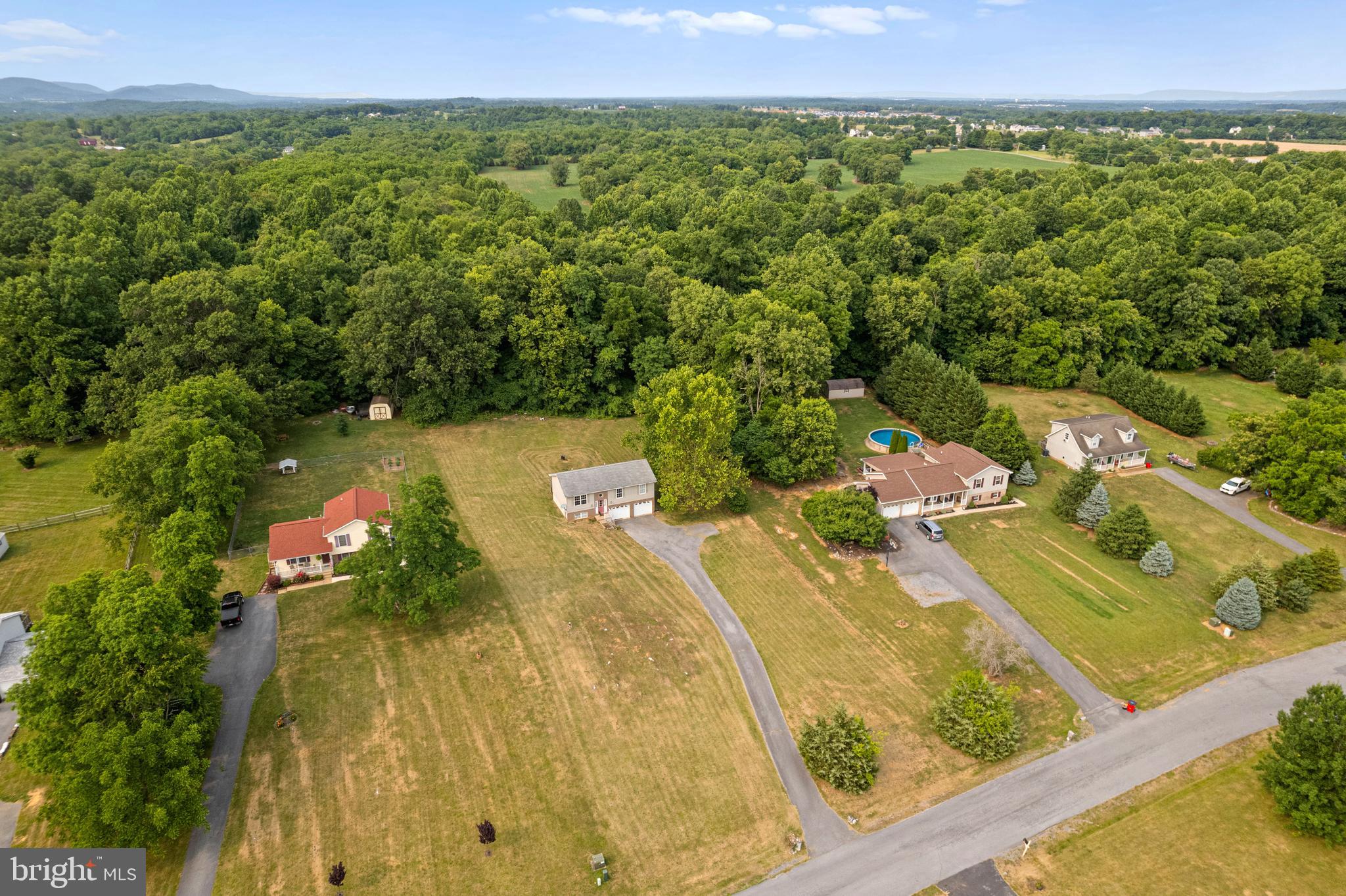 CROWN POINTE NORTH - Residential