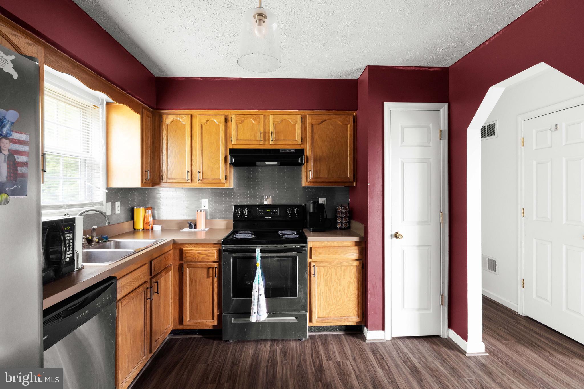 CROWN POINTE NORTH - Residential