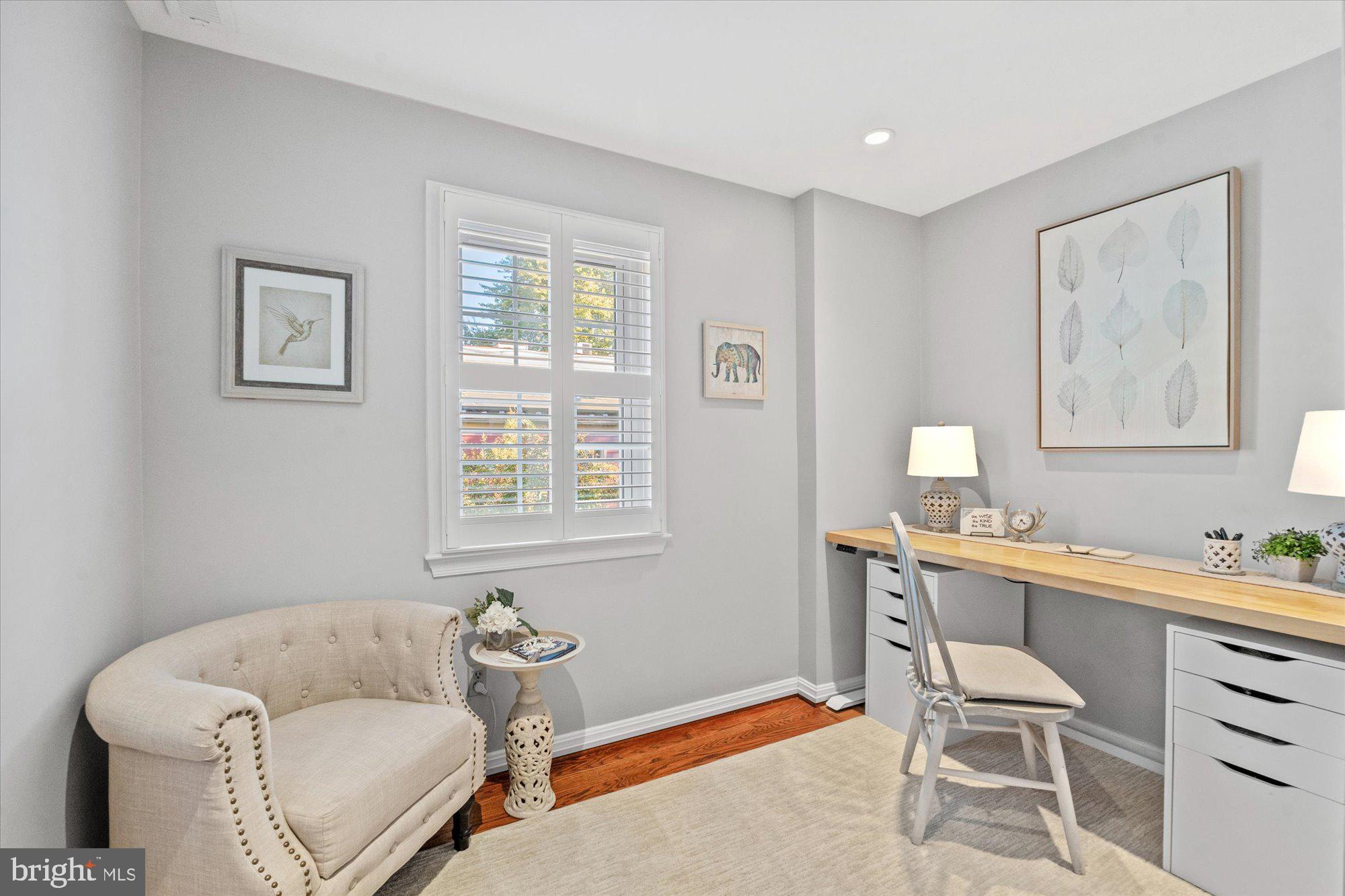 OLD TOWN ALEXANDRIA - Residential