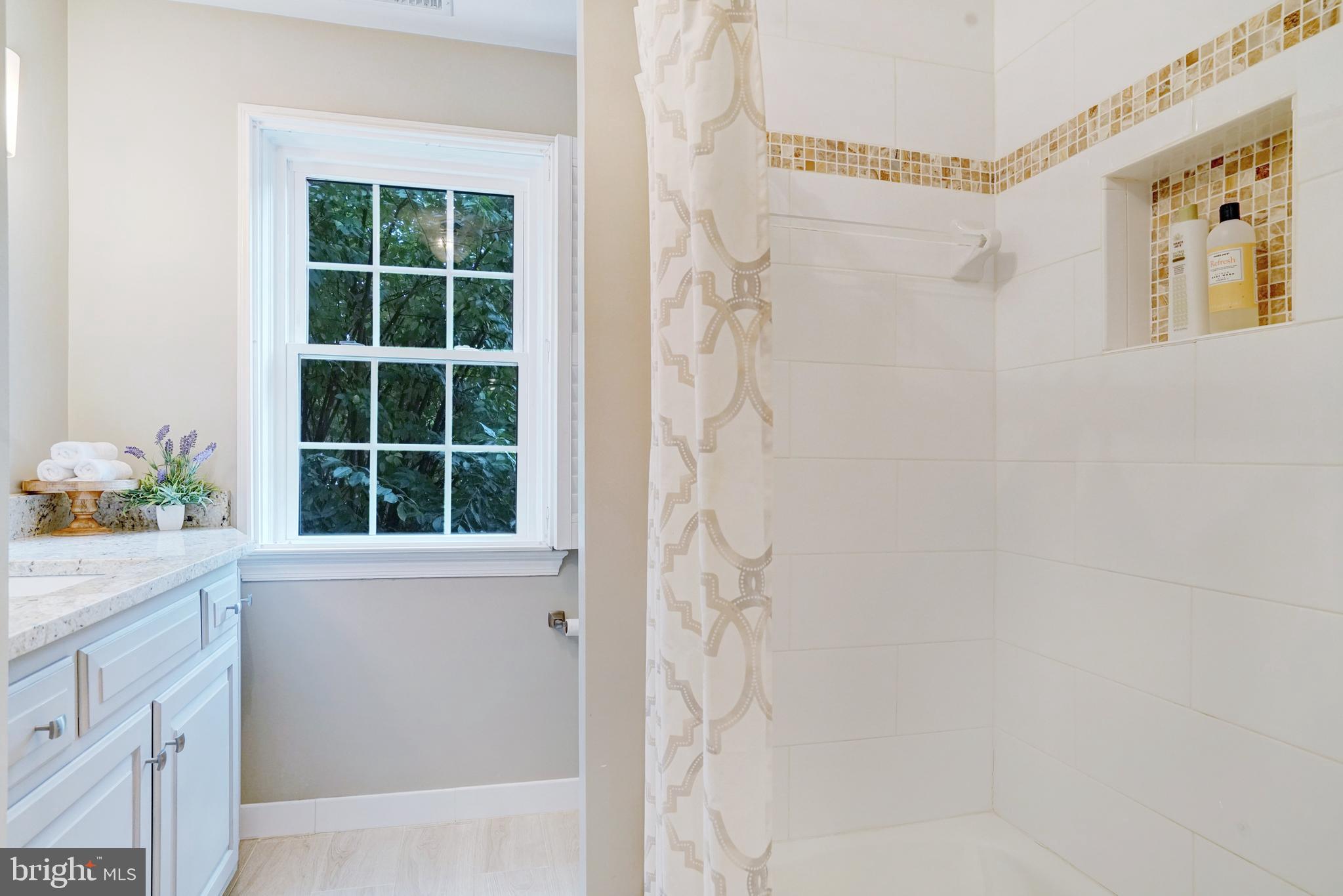 OLD TOWN ALEXANDRIA - Residential