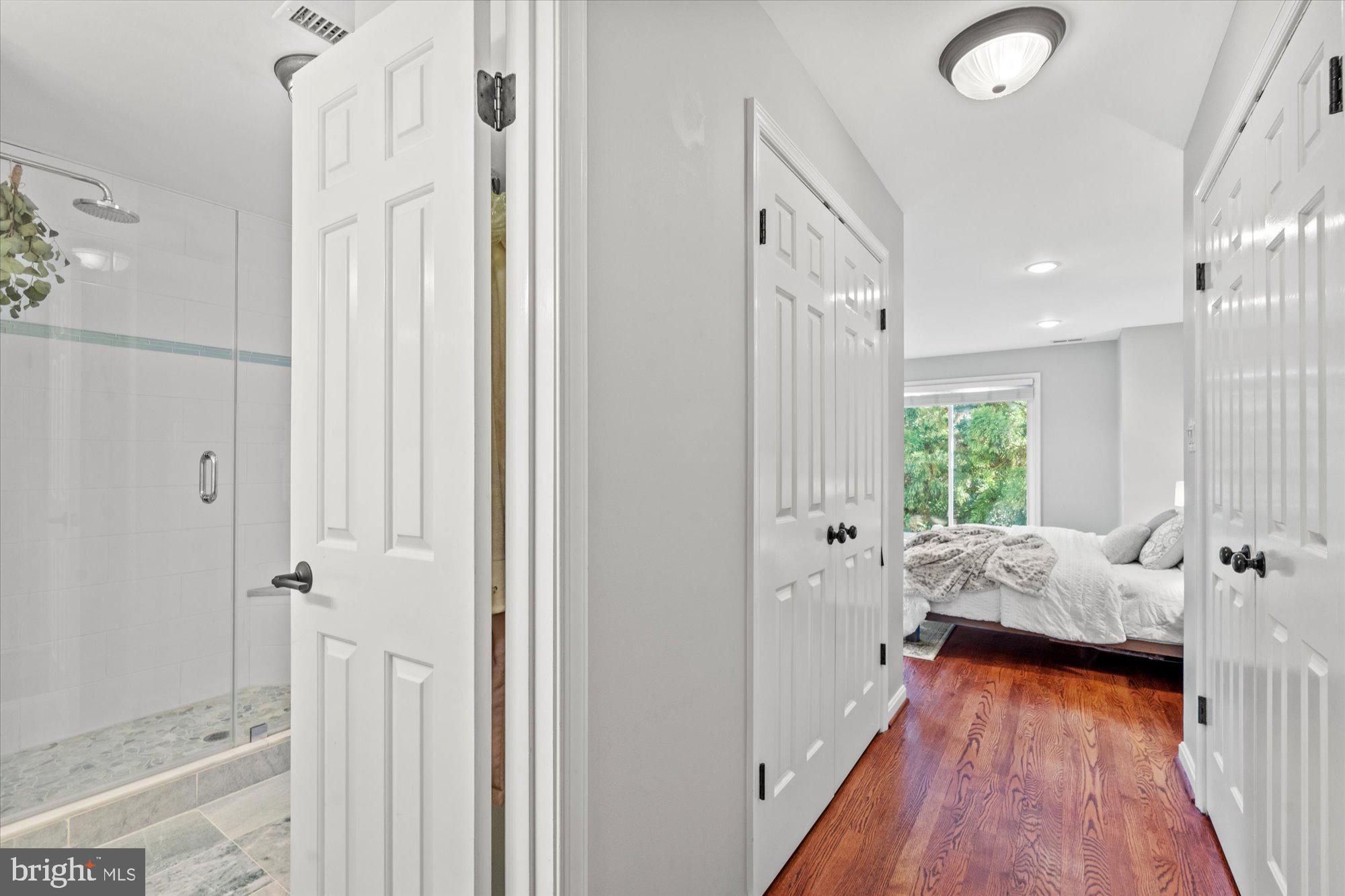 OLD TOWN ALEXANDRIA - Residential