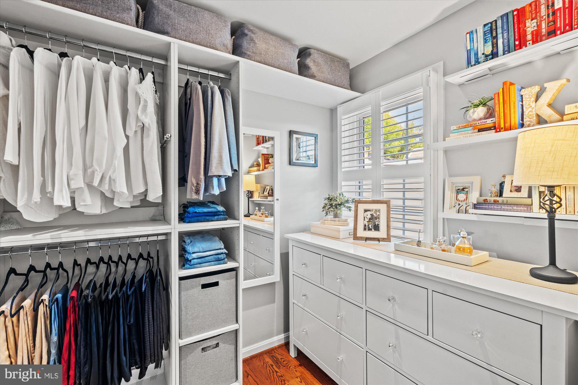 OLD TOWN ALEXANDRIA - Residential