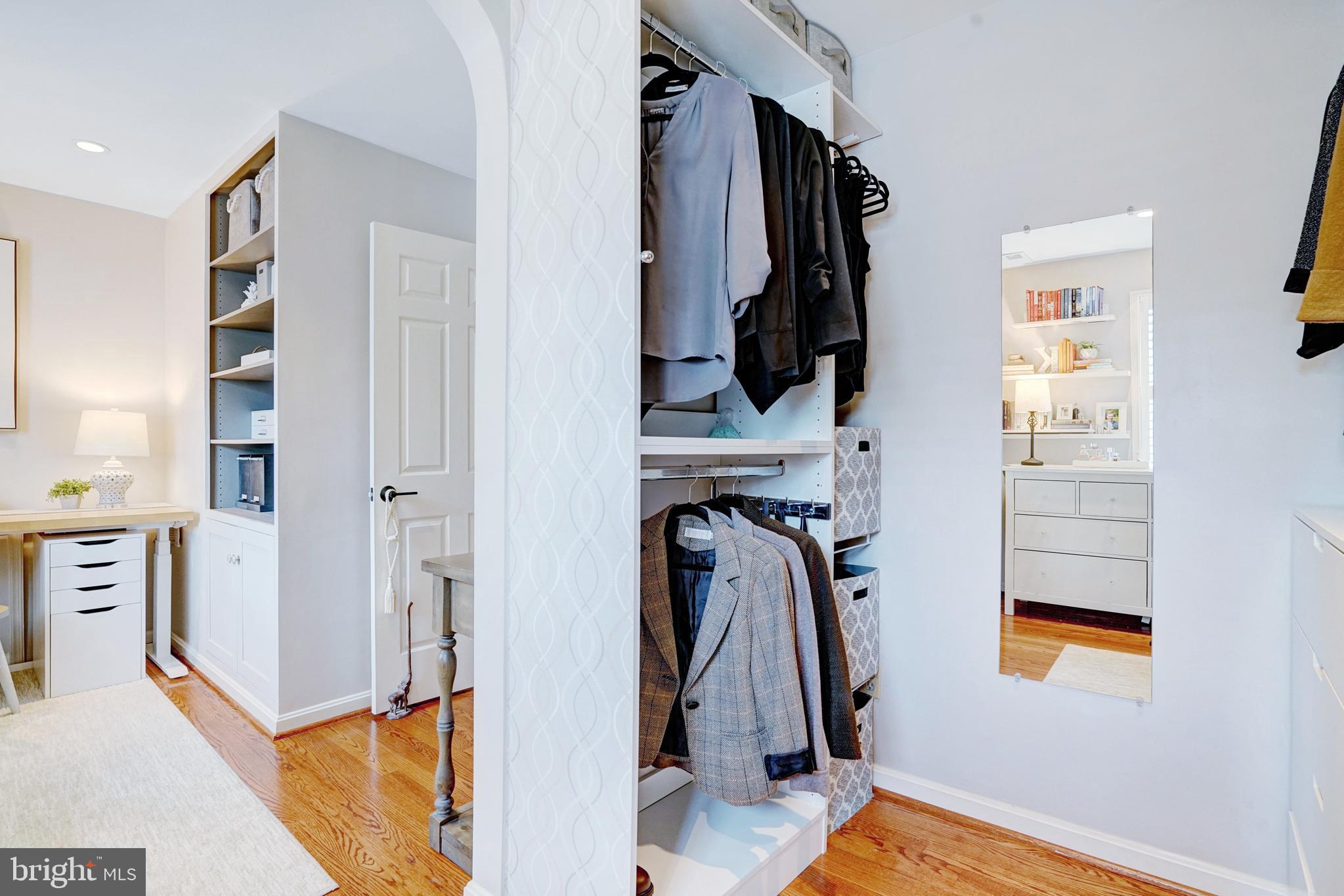 OLD TOWN ALEXANDRIA - Residential