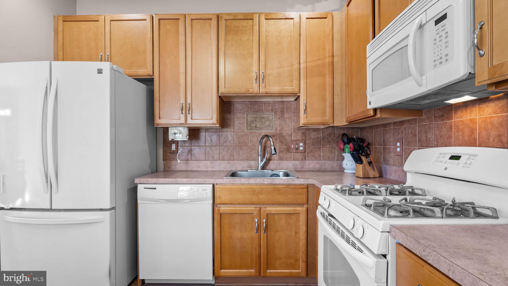 CHANCELLOR GLEN - Residential