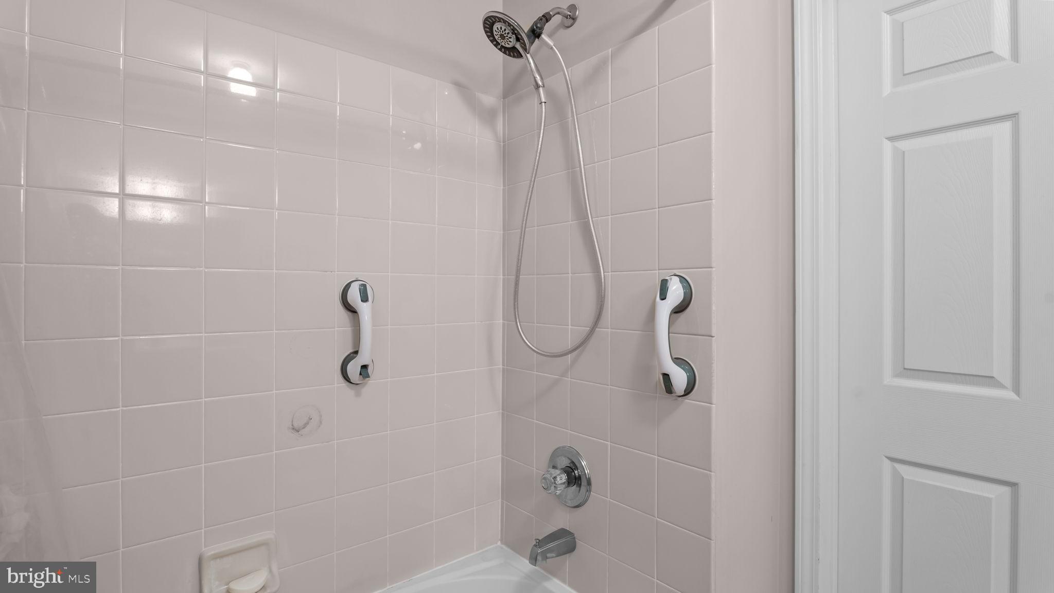 CHANCELLOR GLEN - Residential