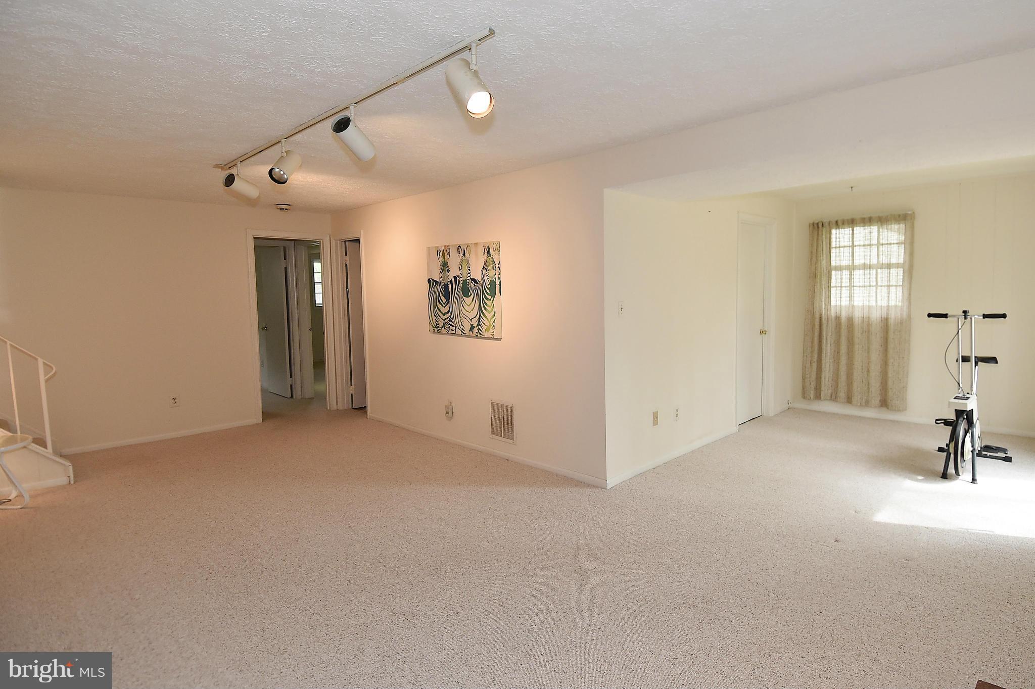 CHERRY RUN - Residential