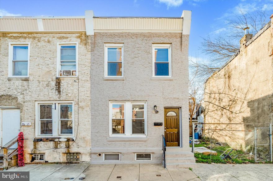 ** Presenting 2813 Agate St ** A 2-bed/1-bath rental AVAILABLE NOW! Bonus space in the basement and fenced-in rear patio. Schedule your showing today and see all that this great property has to offer!