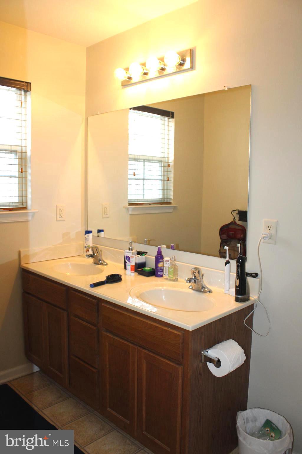 WOODCREST HILLS - Residential