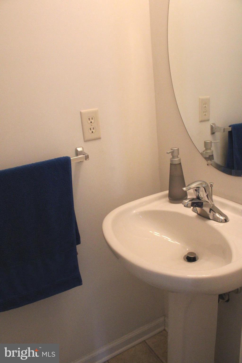 WOODCREST HILLS - Residential