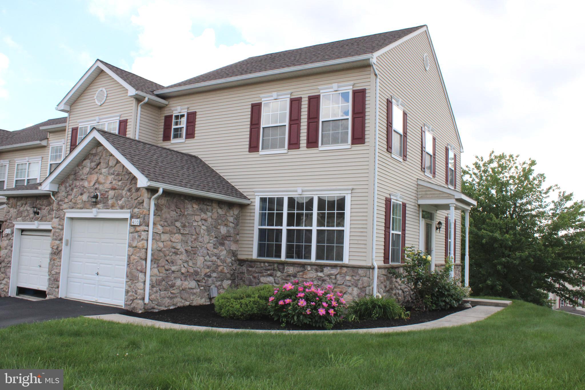 WOODCREST HILLS - Residential