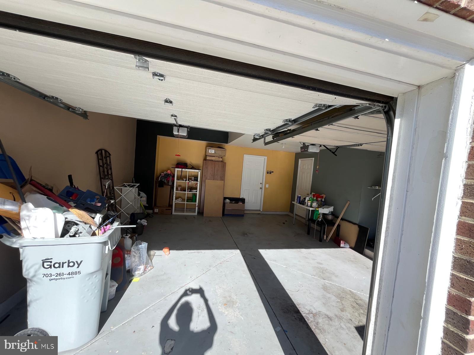 OAKMILL - Residential Lease