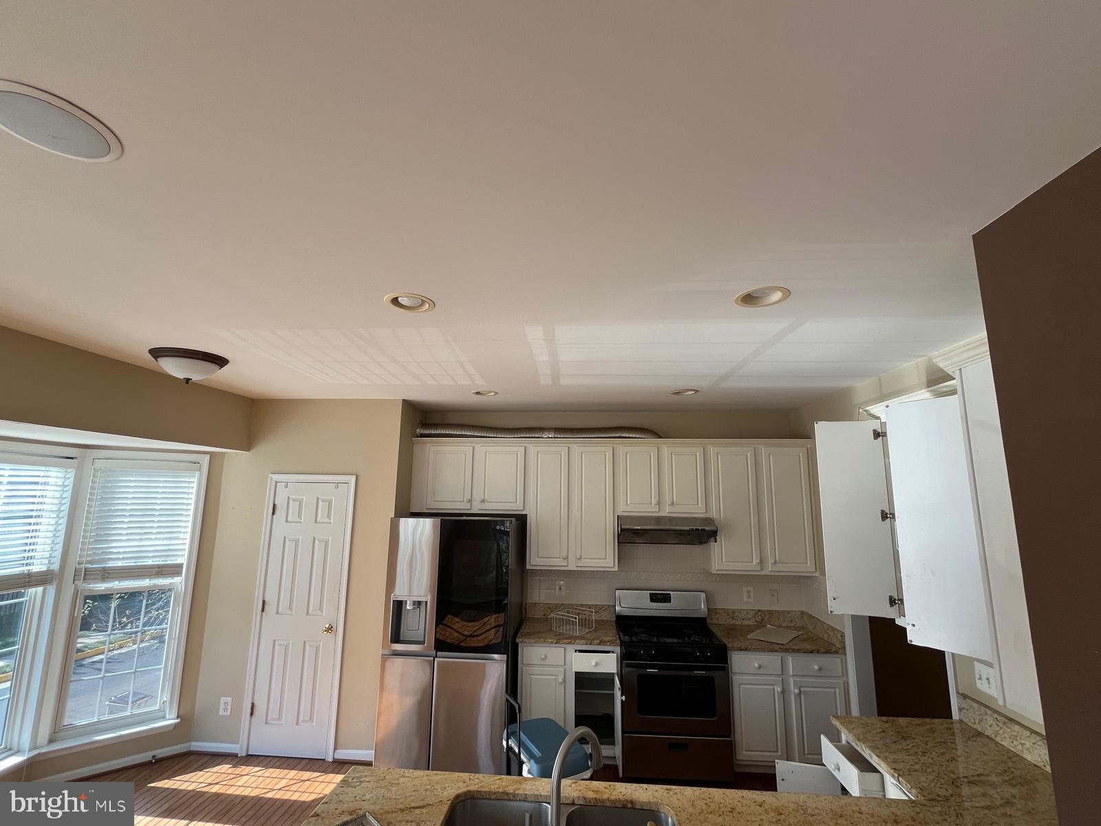 OAKMILL - Residential Lease