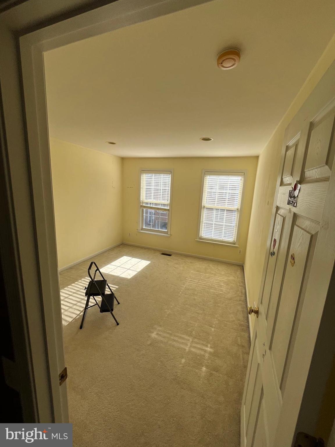 OAKMILL - Residential Lease