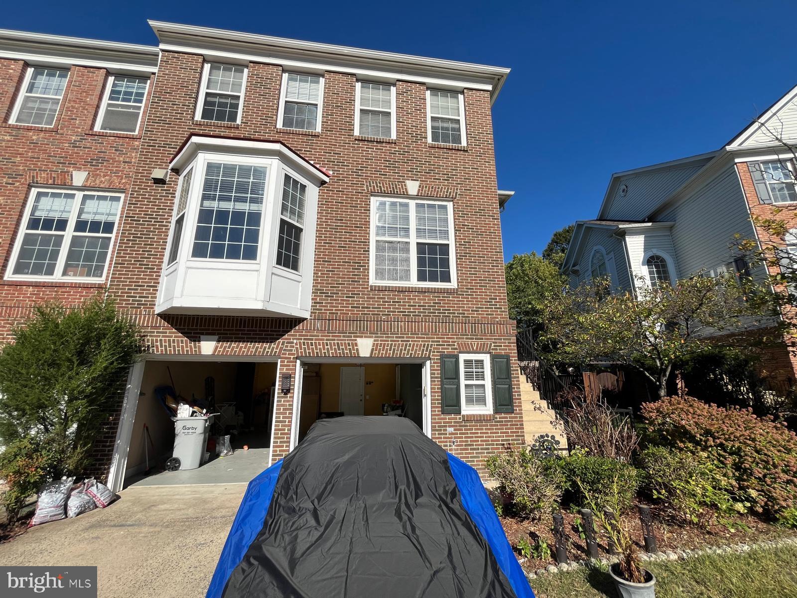 OAKMILL - Residential Lease