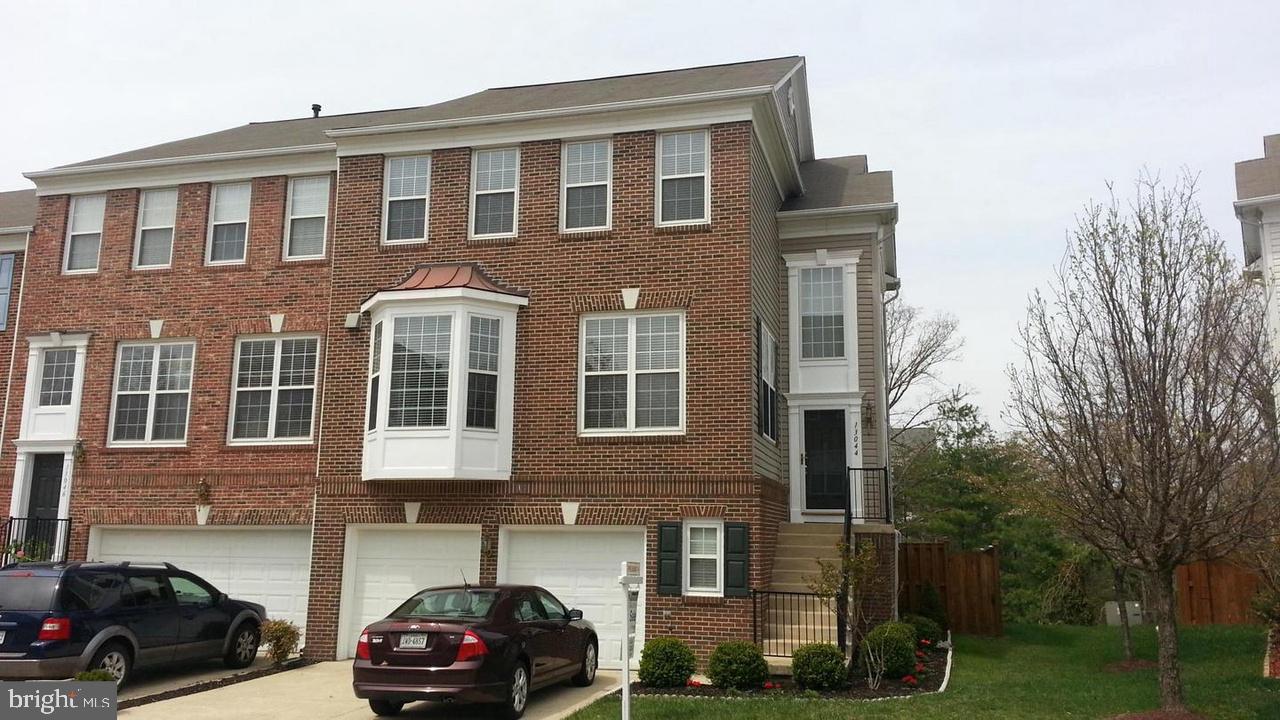 OAKMILL - Residential Lease