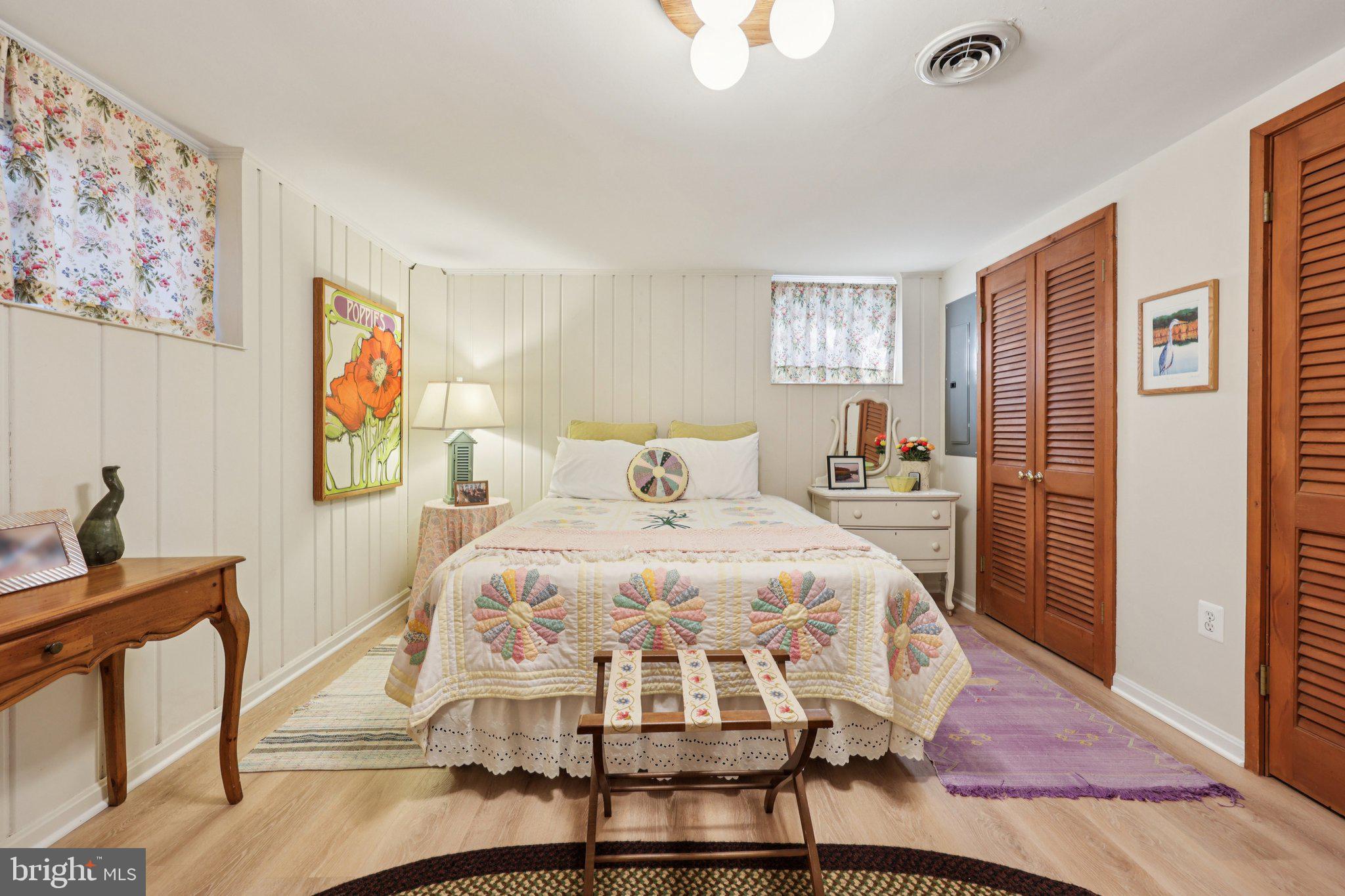 KENWOOD PARK - Residential