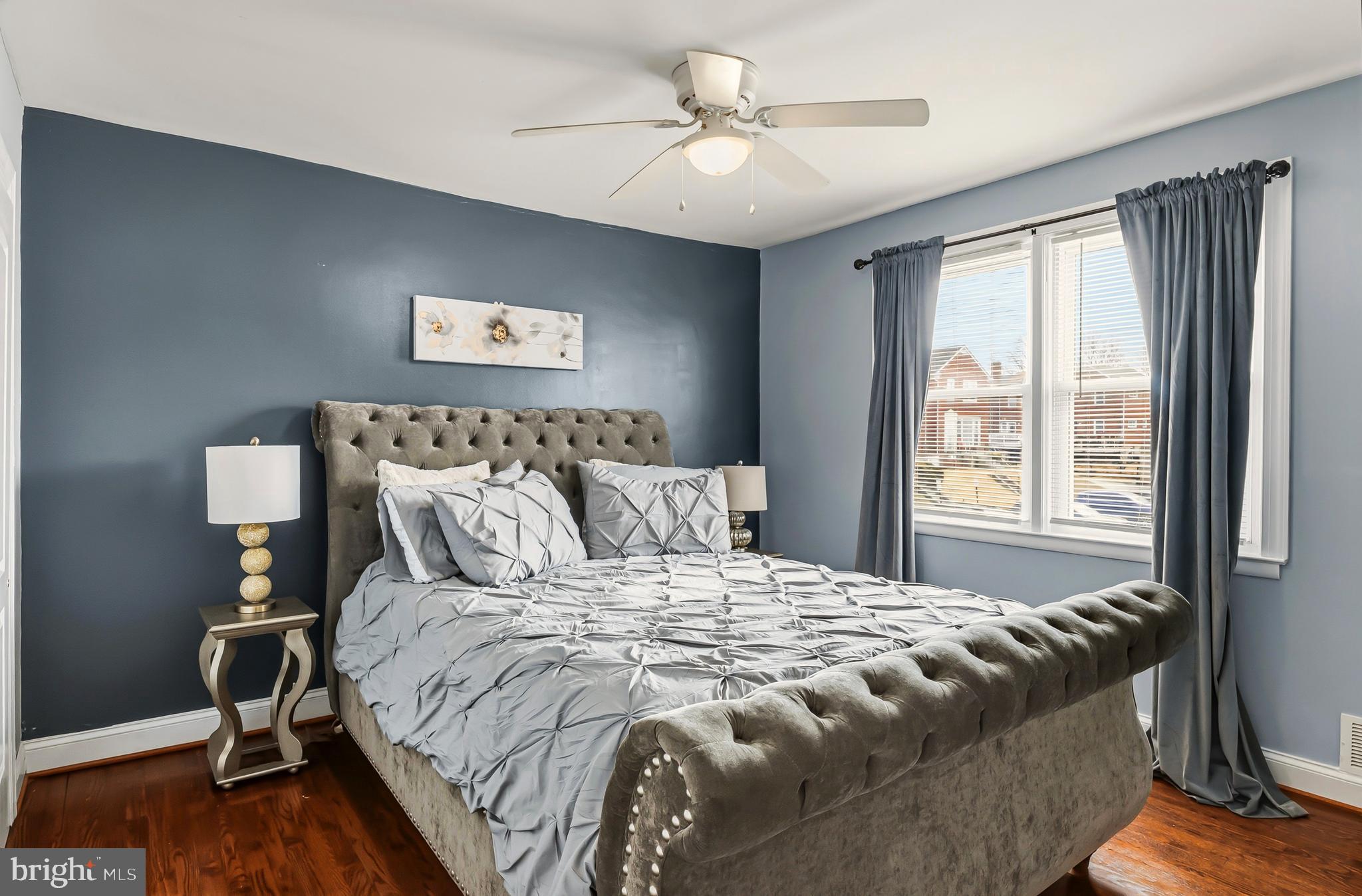 INGLESIDE PARK - Residential